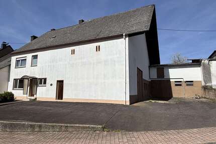 Haus zum Kaufen in Morbach 110.000,00 € 111 m²