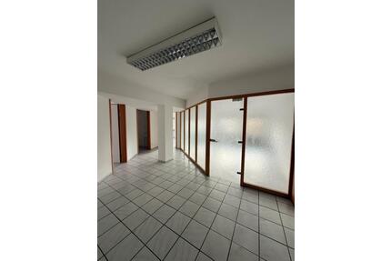 Attraktive Gewerbefläche (170m²) ehemalige Arztpraxis in Koblenz