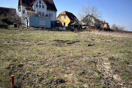 Grundstück zu verkaufen in Bannewitz 215.000,00 € 658 m²
