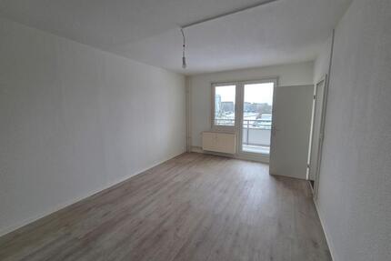 Der perfekte Start in eure neue Wohnung - 1-Zimmer-Wohnung mit Balkon in Hohenstücken! - Brandenburg an der Havel Görden