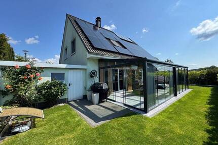 Modernes freistehendes Einfamilienhaus mit exklusivem Glas-Wintergarten, Smart-Home und hochwertiger Ausstattung - Burscheid