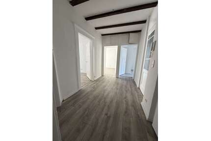 Wohnung zum Mieten in Solingen 960,00 € 120 m²