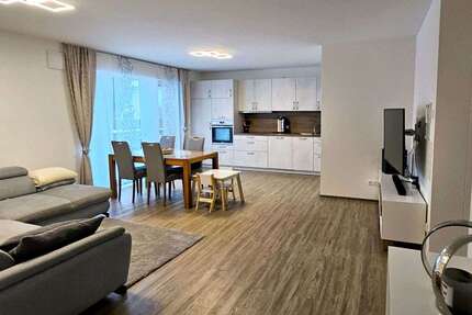 Wohnung zum Kaufen in Sulzbach-Rosenberg 330.000,00 € 104.5 m²