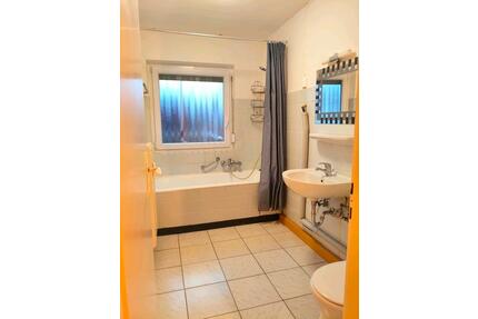 Schöne Wohnung in Ohmenhausen - 700,00&nbsp;EUR Kaltmiete, ca.&nbsp; 64,00&nbsp;m&sup2; in Reutlingen (PLZ: 72770) Reutlingen-Betzingen