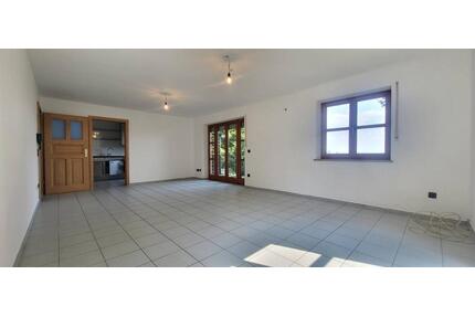 Ruhige 2-Zimmer-Wohnung mit EBK & Balkon - Haag an der Amper Inkofen
