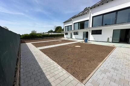 TOP-2 ZKB-Souterrain-Wohnung mit großzügigem Garten - Neunkirchen Heinitz