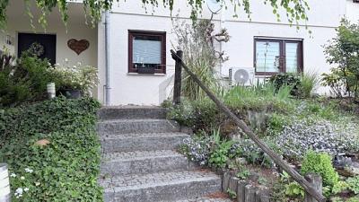 HELL UND GEMÜTLICH IN RUHIGER - 139.000,00&nbsp;EUR Kaufpreis, ca.&nbsp; 34,00&nbsp;m&sup2;&nbsp;Wohnfl&auml;che in Rudersberg (PLZ: 73635)