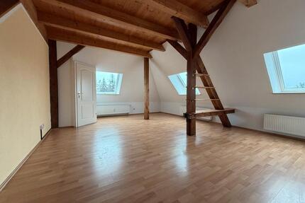 wunderschöne 2-Zimmer- Dachgeschosswohnung über zwei Etagen - Ziesar
