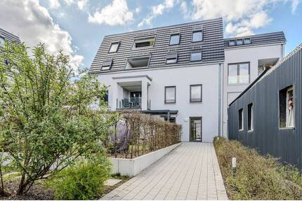 Neubau 2022: Sofort vermietbare 2-Zi.-Wohnung + TG-Stellplatz - Stuttgart / Zuffenhausen