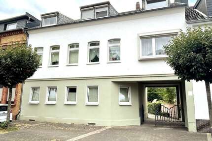 Haus zum Kaufen in Siegburg Zange 598.000,00 € 216.78 m² - Siegburg / Zange