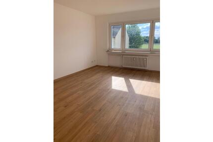 Gut geschnittene 3 Zimmer Wohnung mit Balkon in Gladbeck - Essen Stadtbezirk II