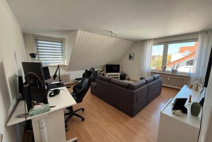 Helle 2 Zimmer + Küche + Bad - 530,00&nbsp;EUR Kaltmiete, ca.&nbsp; 72,00&nbsp;m&sup2; in Osnabrück (PLZ: 49090) Eversburg