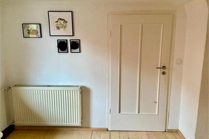 Einfamilienhaus mit Charakter - 150.000,00&nbsp;EUR Kaufpreis, ca.&nbsp; 170,00&nbsp;m&sup2; in Floh-Seligenthal (PLZ: 98593)