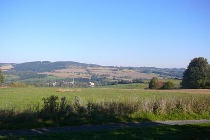 3-Raum-Wohnung mit Balkon in Hochparterre und schöner Aussicht - Annaberg-Buchholz