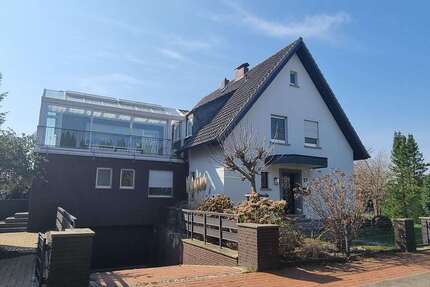 Haus zum Kaufen in Porta Westfalica 395.000,00 € 241 m²