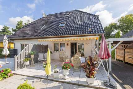 Haus zum Kaufen in Werneuchen 350.000,00 € 126.47 m²