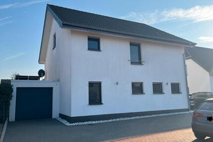 Modernes freistehendes Einfamilienhaus *provisionsfrei* - Voerde (Niederrhein)