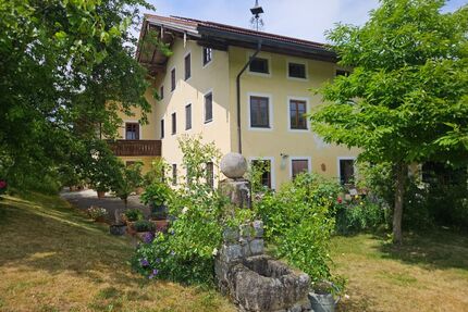 Atelier Wohnung auf dem Einödhof - Idylle pur - Tittmoning