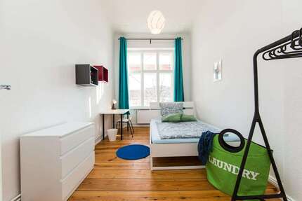 WG-Zimmer in Berlin 680,00 € 13 m²