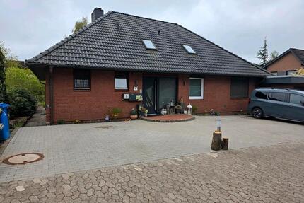 Zweifamilienhaus - 399.000,00&nbsp;EUR Kaufpreis, ca.&nbsp; 295,00&nbsp;m&sup2; in Hambergen (PLZ: 27729)