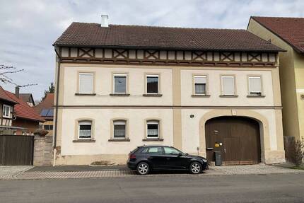 !!!REDUZIERT!!! - Einfamilienhaus mit Charakter, Hof und Scheune - Bundorf