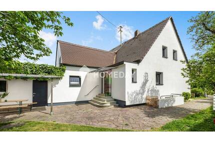 Doppelhaushälfte in Gartenidylle mit Baugenehmigung zur Erweiterung - Augsburg Göggingen