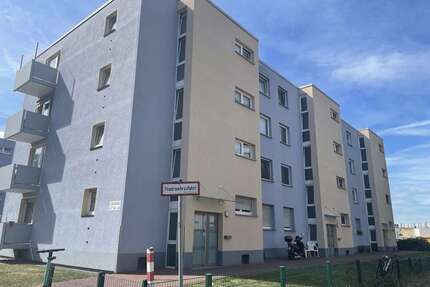 Wohnung zum Mieten in Duisburg 450,00 € 63.66 m²