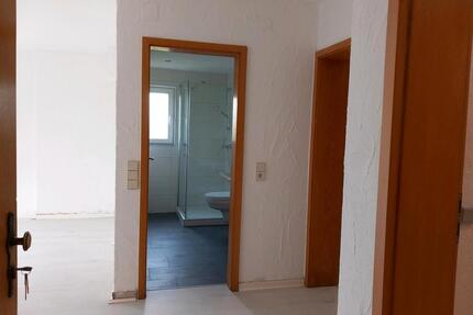 2 Zimmer Wohnung zum vermieten - 790,00&nbsp;EUR Kaltmiete, ca.&nbsp; 50,00&nbsp;m&sup2; in Trossingen (PLZ: 78647)