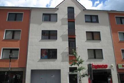 Zentrale und ruhige Wohnung mit Balkon, modernisiert und renoviert - Hildesheim Neustadt