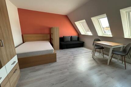 Gemütliche 1-Zimmer-Dachgeschosswohnung – Voll möbliert - Dittelbrunn