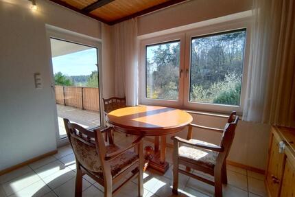 Massives Wochenendhaus in Südlage mit Potenzial - Leinach