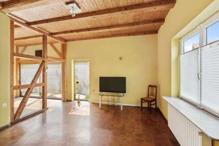 Haus zum Kaufen in Rühen 149.000,00 € 180 m²