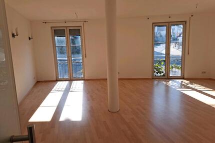 Helle & gemütliche 3-Zimmer-Wohnung für max. 3 Pers 117 qm - Hirschaid