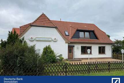 Haus zum Kaufen in Stavenhagen 299.000,00 € 1750 m²