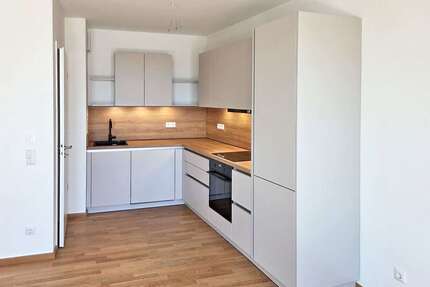 Wohnung zum Mieten in Dresden 1.169,00 € 77.93 m²