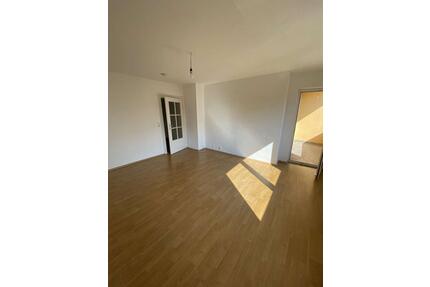 Helle 3-Zimmer-Wohnung mit Balkon & viel Platz - Aschaffenburg Österreicher Kolonie
