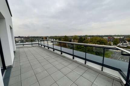 Wohnung zum Mieten in Köln 2.300,00 € 141.45 m²