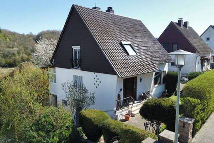 Freistehendes Einfamilienhaus in sehr gutem Zustand - Lauterecken