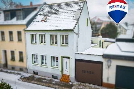 Haus zum Kaufen in Schönebeck (Elbe) 99.700,00 € 110.7 m²