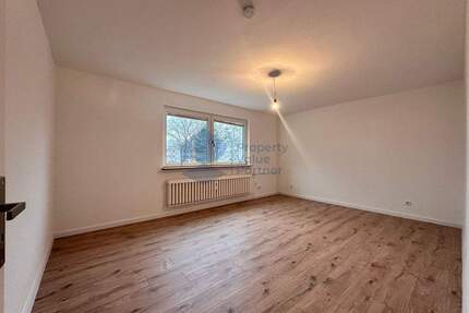 Frisch renovierte 2-Zimmer-Wohnung mit Wannenbad und Abstellraum - Wolfsburg Rabenberg