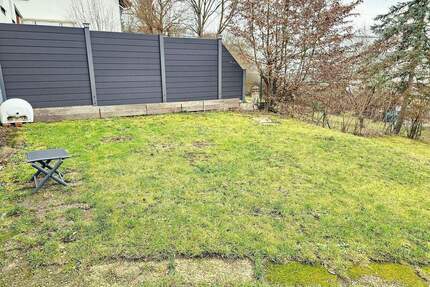 Kleine 3-Zimmer-Wohnung mit eigenem Gartenanteil in ruhiger Lage von Coburg OT Cortendorf