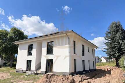 Haus zum Kaufen in Melchow 1.050.000,00 € 257.58 m²