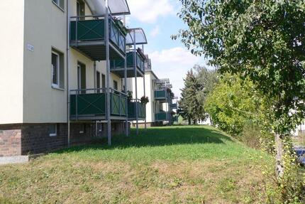 +++ 1 Monat mietfrei!* Ruhige 3 Zimmer-Wohnung mit Einbauküche und Balkon +++ - Reichenbach im Vogtland Obermylau