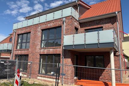 Moderne 3-Zimmer-Dachgeschosswohnung im KfW-Effizienzhaus 40 mit Balkon & Stellplatz - Lemwerder