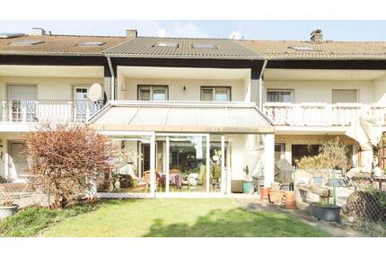 Charmantes Reihenmittelhaus in Hilgen mit Wintergarten - Burscheid