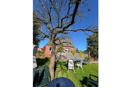 • 4-Zimmer-Haus mit großem Garten in ruhiger Lage - Emden Tholenswehr