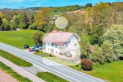 Haus zum Kaufen in Bad Griesbach 235.000,00 € 110 m²