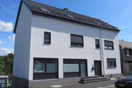 Haus zum Kaufen in Burbach Wahlbach 190.000,00 € 198 m² - Burbach / Wahlbach
