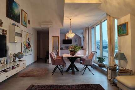 Wohnung zum Kaufen in Düsseldorf 695.000,00 € 123 m²