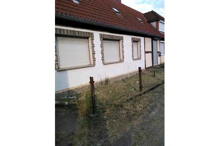 doppelhaushälfte zu verkaufen - 39.000,00&nbsp;EUR Kaufpreis, ca.&nbsp; 88,00&nbsp;m&sup2; in Tangerhütte (PLZ: 39517)
